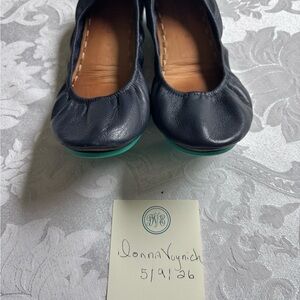 Tieks Navy Blue Ballet Flats with Teal Sole size 9